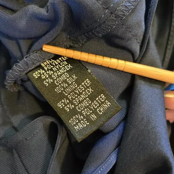 Adrianna Papell Women's Sz 4 Flutter Sleeve Tiered V-Neckline Front & Back Dress - Picture 9 of 9